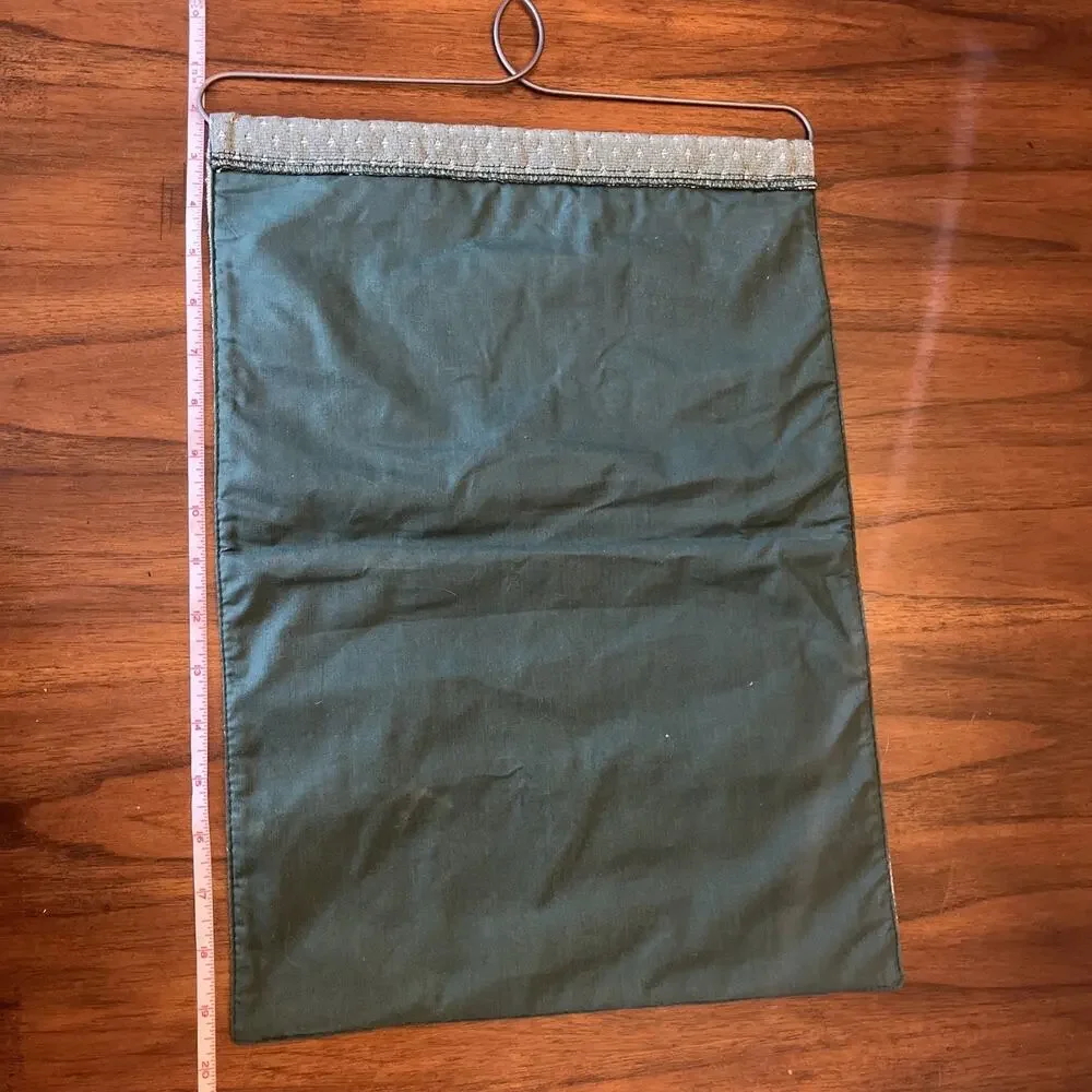 Brocade Tapestry Wire Hanging Gift 